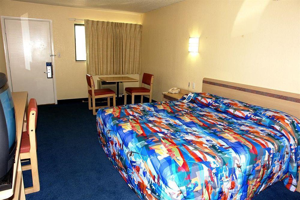 Motel 6-Linthicum Heights, Md - BWI Airport Baltimora Esterno foto